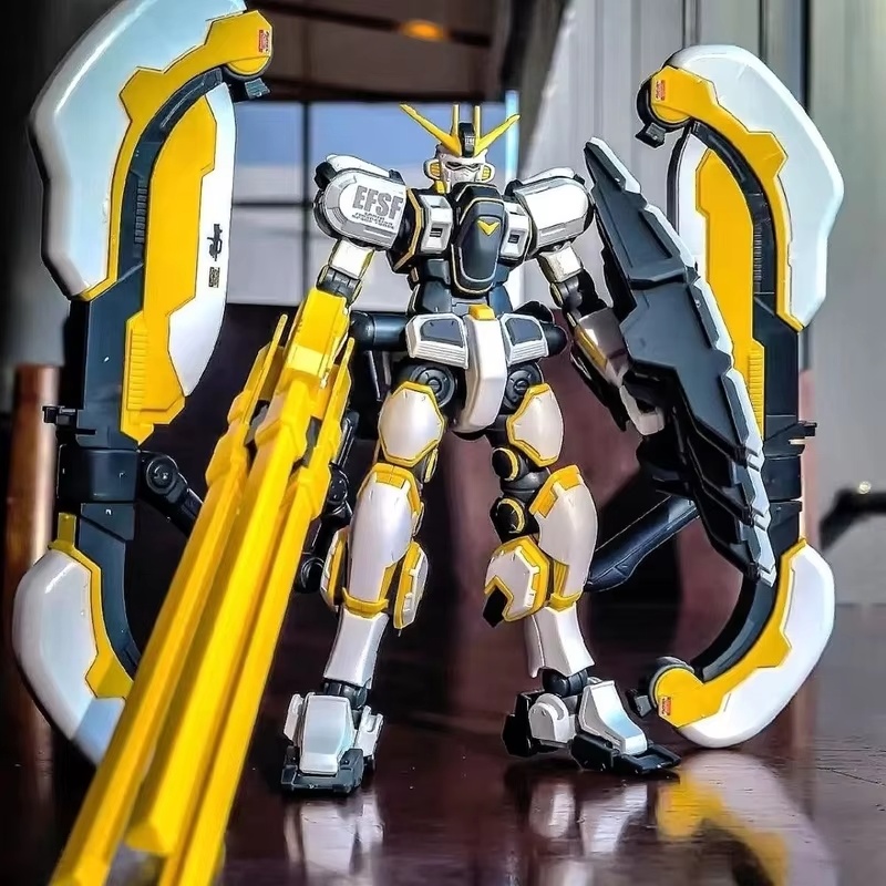 أطلس ثاندر يونيفرس باتل فرونت  - مراجعة Bandai Gundam Hg وسعره